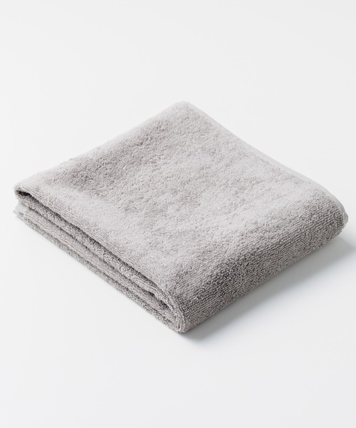 OMNES(オムネス)の「オーガニック FLUFFY TOWEL ビッグフェイスタオル(タオル・レディース・チャコール/グレー/ホワイト/ホワイト系その他2/ネイビー/ブラウン/ブルーグレー/ベージュ/カーキ/ホワイト系その他・FREE)」の5枚目の写真