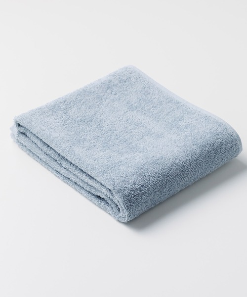 OMNES(オムネス)の「オーガニック FLUFFY TOWEL ビッグフェイスタオル(タオル・レディース・チャコール/グレー/ホワイト/ホワイト系その他2/ネイビー/ブラウン/ブルーグレー/ベージュ/カーキ/ホワイト系その他・FREE)」の6枚目の写真