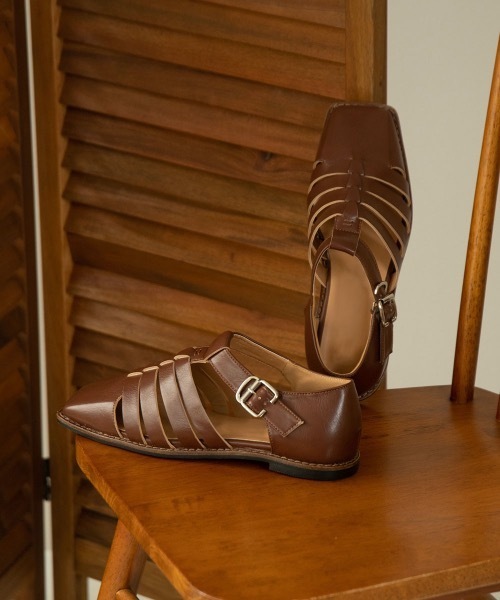 Amiur（エミレ）の「stitch gurkha sandal（サンダル・レディース・ブラウン/ブラック・S/M/L）」の10枚目の写真