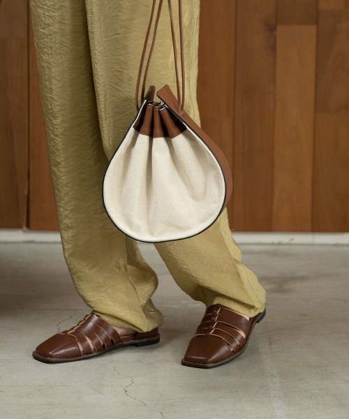 Amiur（エミレ）の「stitch gurkha sandal（サンダル・レディース・ブラウン/ブラック・S/M/L）」の8枚目の写真