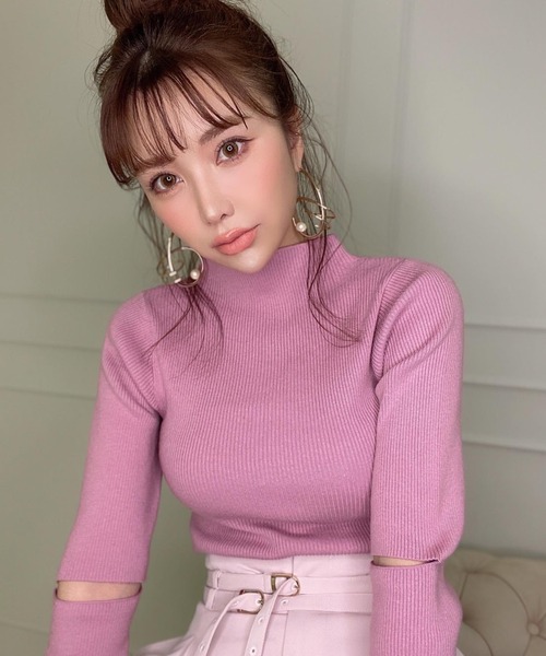 EIMY ISTOIRE（エイミーイストワール）の「バックオープンエルボースリットニット（ニット/セーター・レディース・アイボリー/ブラック/ピンク/グリーン系その他/ベージュ/サックスブルー・FREE）」の9枚目の写真