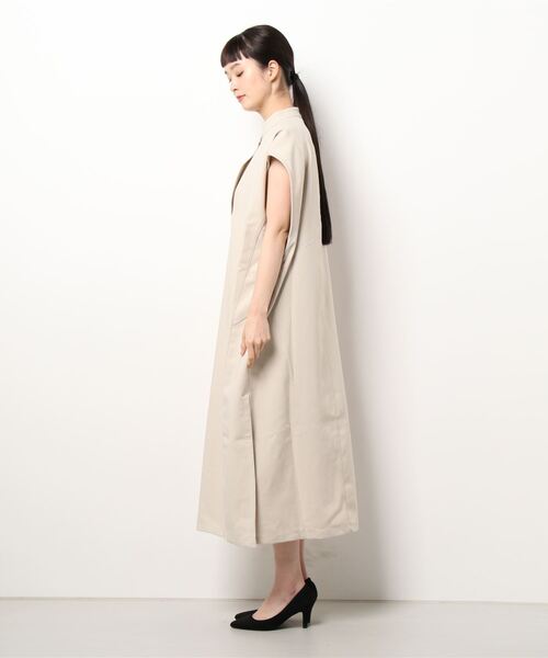 STYLEBLOCK(スタイルブロック)の「カルゼキーネックワンピース(ワンピース・レディース・ブラック/ベージュ/ホワイト系その他・M)」の5枚目の写真