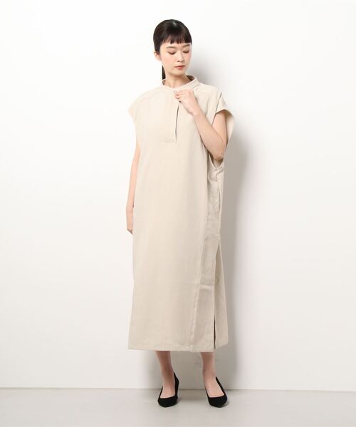 STYLEBLOCK(スタイルブロック)の「カルゼキーネックワンピース(ワンピース・レディース・ブラック/ベージュ/ホワイト系その他・M)」の6枚目の写真