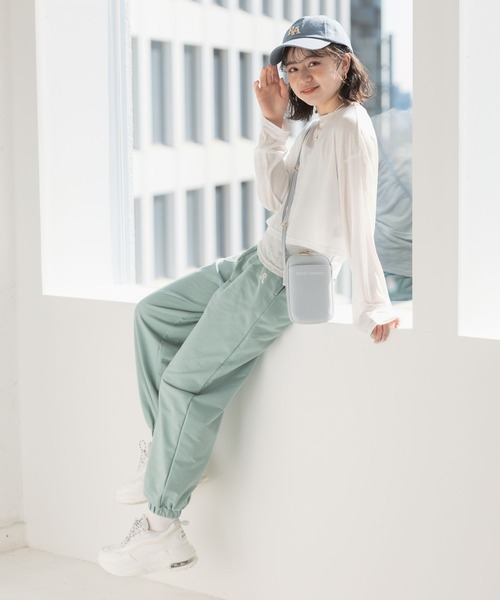 repipi armario（レピピ アルマリオ）の「☆セットアイテム☆シアーTシャツ＆キャミソール（スウェット・キッズ・ブルー系その他/ホワイト/ピンク系その他・LARGE/SMALL/MEDIUM）」の4枚目の写真