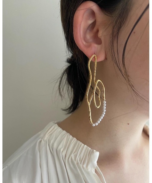 mou（モウ）の「ねじれブランチアシメピアス（ピアス（両耳用）・レディース・シルバー/ゴールド・FREE）」の4枚目の写真