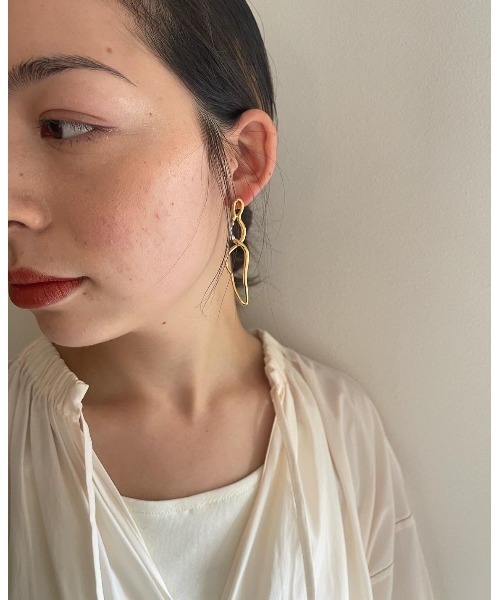 mou（モウ）の「ねじれブランチアシメピアス（ピアス（両耳用）・レディース・シルバー/ゴールド・FREE）」の5枚目の写真