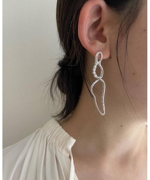 mou（モウ）の「ねじれブランチアシメピアス（ピアス（両耳用）・レディース・シルバー/ゴールド・FREE）」の9枚目の写真