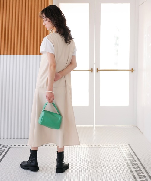 GeeRA(ジーラ)の「フレアー切替ジャンパースカート(ジャンパースカート・レディース・ブラック/サンドグレー・MEDIUM/LARGE/X-LARGE)」の2枚目の写真