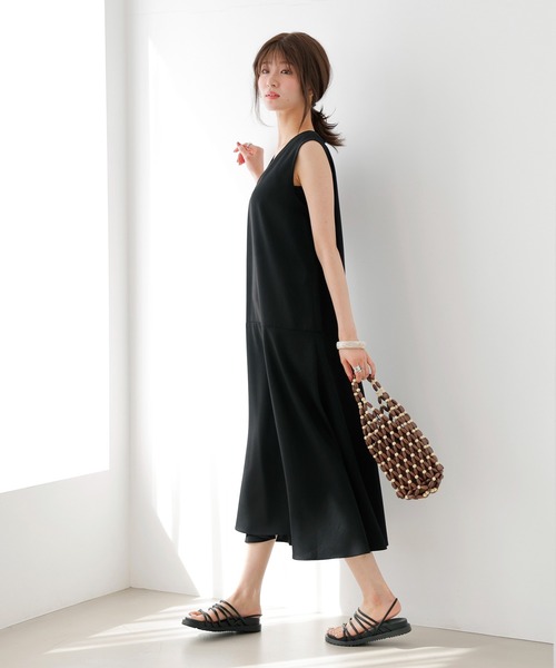 GeeRA(ジーラ)の「フレアー切替ジャンパースカート(ジャンパースカート・レディース・ブラック/サンドグレー・MEDIUM/LARGE/X-LARGE)」の6枚目の写真