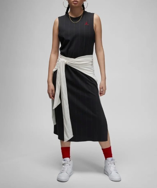 JORDAN BRAND(ジョーダンブランド)の「NIKE WMNS JORDAN HERITAGE DRESS DO5012-010(ドレス・レディース・ブラック・MEDIUM/LARGE)」の2枚目の写真