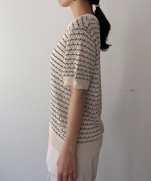 CAPRICIEUX LE'MAGE（カプリシューレマージュ）の「透かしボーダー襟付ニット（ニット/セーター・レディース・ブラック/ホワイト系その他・FREE）」の6枚目の写真