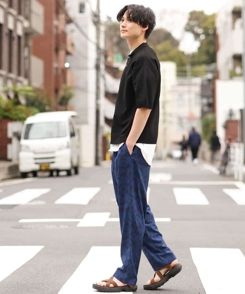 a.v.v（アーヴェヴェ）の「幾何学柄プリントイージーパンツ（その他パンツ・メンズ・ブルー・46/48）」の5枚目の写真