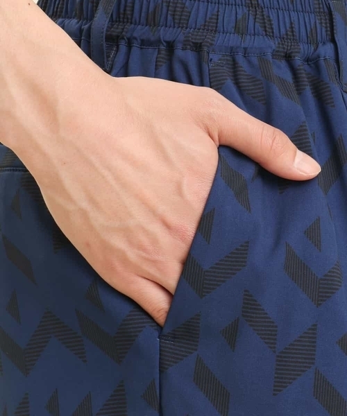 a.v.v（アーヴェヴェ）の「幾何学柄プリントイージーパンツ（その他パンツ・メンズ・ブルー・46/48）」の4枚目の写真