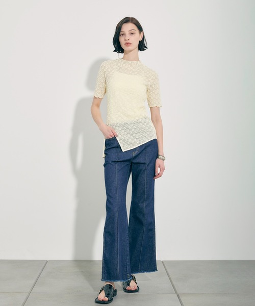 PUBLIC TOKYO(パブリックトウキョウ)の「ピンタックフレアデニム/ウォッシャブル(デニムパンツ・レディース・インディゴブルー・1/2)」の14枚目の写真