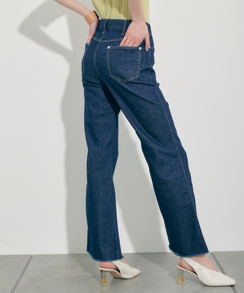 PUBLIC TOKYO(パブリックトウキョウ)の「ピンタックフレアデニム/ウォッシャブル(デニムパンツ・レディース・インディゴブルー・1/2)」の20枚目の写真