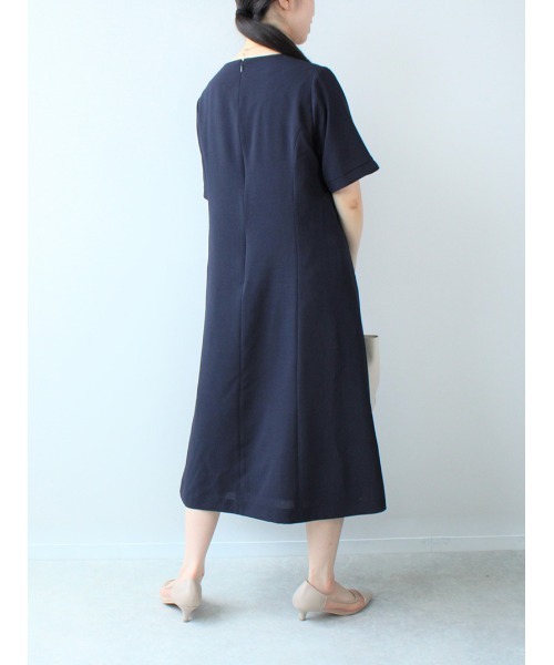 fleur by mint breeze(フルールバイミントブリーズ)の「【M~5L 大きいサイズ】Vネック Aライン ワンピース(ワンピース・レディース・ネイビー/ブルー・LL/3L/4L/5L/M/L)」の8枚目の写真
