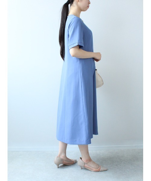 fleur by mint breeze(フルールバイミントブリーズ)の「【M~5L 大きいサイズ】Vネック Aライン ワンピース(ワンピース・レディース・ネイビー/ブルー・LL/3L/4L/5L/M/L)」の18枚目の写真