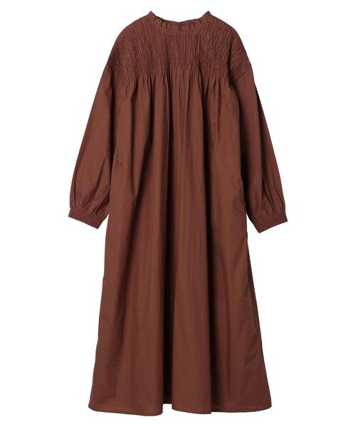 CRAFT STANDARD BOUTIQUE(クラフトスタンダードブティック)の「ハイネックシャーリングワンピース *◆(ワンピース・レディース・チャコールグレー/ブラウン/オフホワイト・FREE)」の4枚目の写真