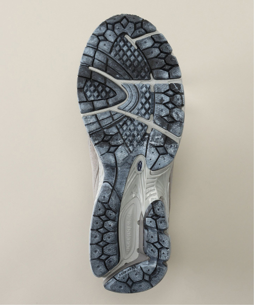 NEW BALANCE(ニューバランス)の「【New Balance / ニューバランス】M2002RX A / B(スニーカー・メンズ・ライトグレー/チャコールグレー・26cm/26.5cm/25.5cm/28cm/27cm/27.5cm)」の8枚目の写真