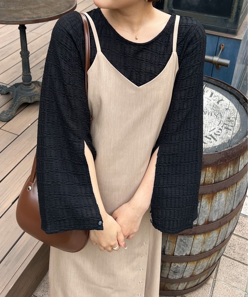 Ambre Ciel（アンブルシエル）の「２WAYポコポコスリットトップス／【WEB/EC限定商品】（Tシャツ/カットソー・レディース・ブラック/グリーン/アイボリー・FREE）」の2枚目の写真