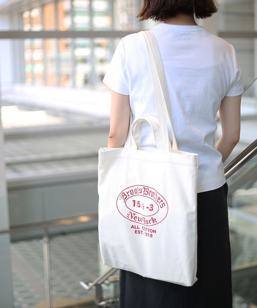 BROOKS BROTHERS(ブルックスブラザーズ)の「【オンラインショップ限定】コットンキャンバス ラベルプリント トートバック(トートバッグ・メンズ・ネイビー/レッド・ONE SIZE)」の19枚目の写真