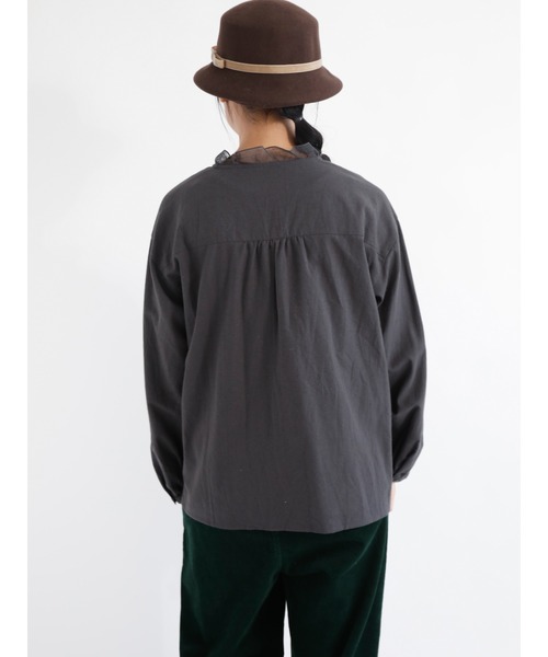 Samansa Mos2（サマンサ モスモス）の「コットンリネン襟メッシュレースフリルブラウス（シャツ/ブラウス・レディース・チャコール/キナリ/モカ/オフホワイト・ﾌﾘ-）」の13枚目の写真