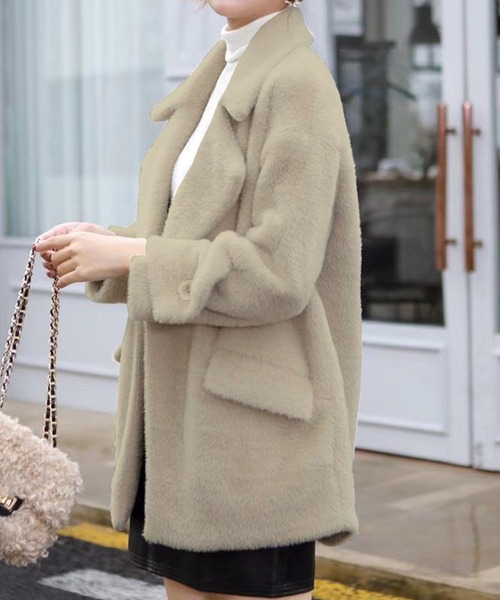 DAY CLOSET（デイ クローゼット）の「レディース ビッグカラーオーバーサイズエコファーピーコート（ピーコート・レディース・ピンク/ブルー/クリーム/グレイッシュベージュ・S/L/M）」の13枚目の写真