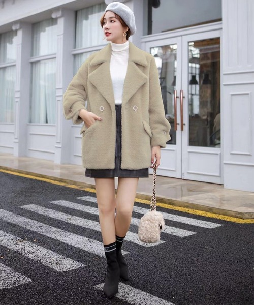 DAY CLOSET（デイ クローゼット）の「レディース ビッグカラーオーバーサイズエコファーピーコート（ピーコート・レディース・ピンク/ブルー/クリーム/グレイッシュベージュ・S/L/M）」の16枚目の写真