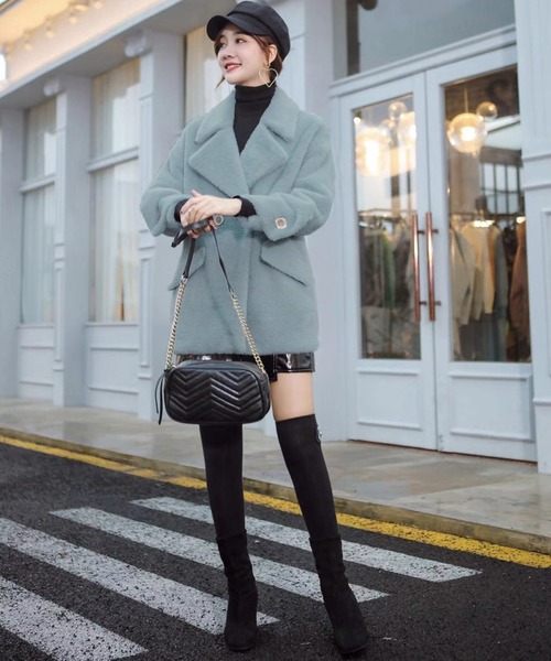 DAY CLOSET（デイ クローゼット）の「レディース ビッグカラーオーバーサイズエコファーピーコート（ピーコート・レディース・ピンク/ブルー/クリーム/グレイッシュベージュ・S/L/M）」の20枚目の写真