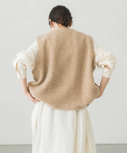 かぐれ（カグレ）の「ウールボアベスト（ベスト）」 - WEAR