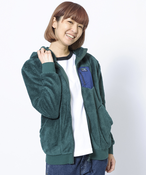 X-girl(エックスガール)の「FLUFFY ZIP UP HOODIE(その他アウター・レディース・ブラック/ベージュ/グリーン/ネイビー・1/2)」の3枚目の写真