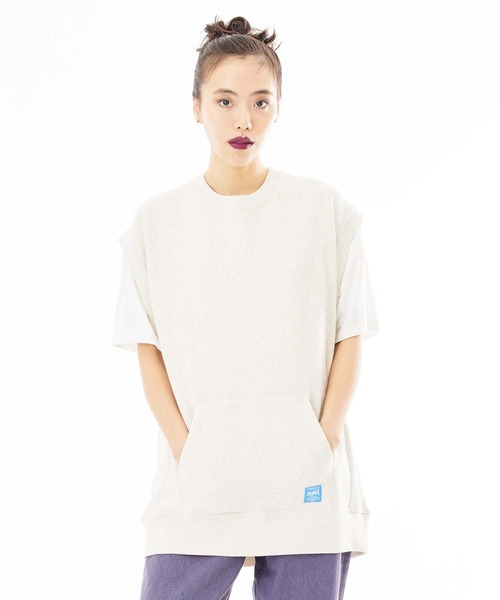 Champion（チャンピオン）の「X-girl × Champion REVERSE WEAVER SWEAT VEST（ベスト・レディース・アッシュ/ブラック/イエロー・ONE SIZE）」の3枚目の写真