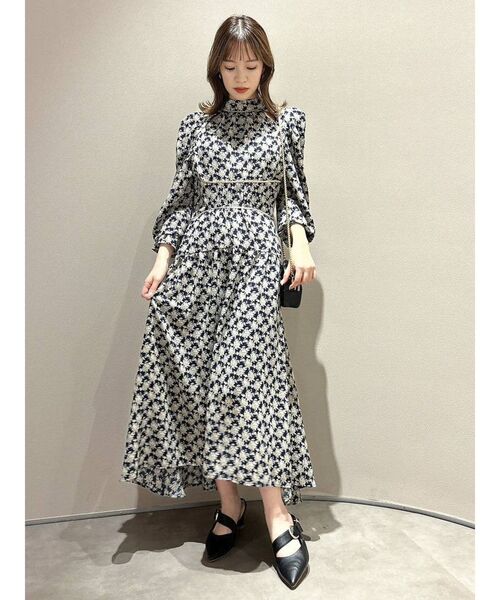 dazzlin（ダズリン）の「ストライプアンティークフラワーワンピース（ワンピース・レディース・アイボリー/ネイビー・FREE）」の11枚目の写真