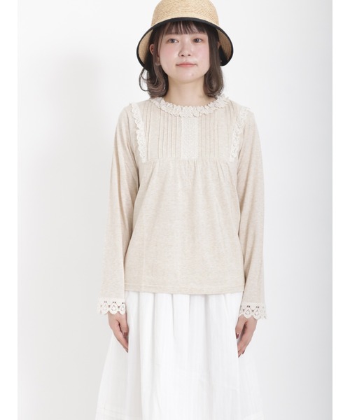 Samansa Mos2(サマンサ モスモス)の「ラウンドネックレースカットソー(Tシャツ/カットソー・レディース・オフホワイト/ベージュ/ブラック・フリ-)」の4枚目の写真