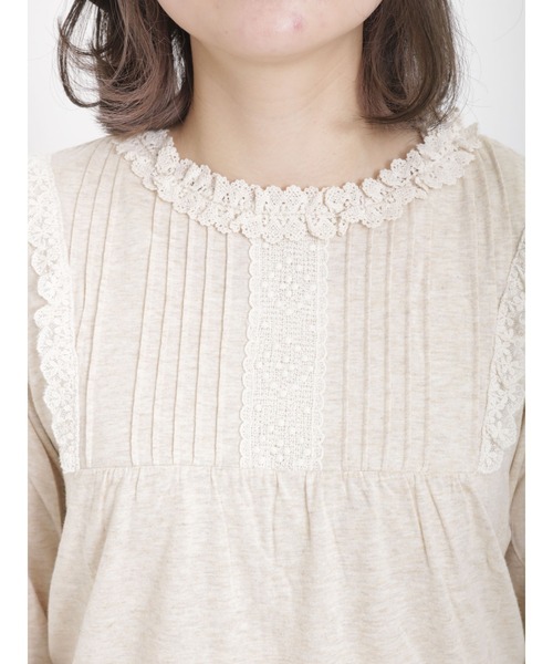 Samansa Mos2(サマンサ モスモス)の「ラウンドネックレースカットソー(Tシャツ/カットソー・レディース・オフホワイト/ベージュ/ブラック・フリ-)」の13枚目の写真