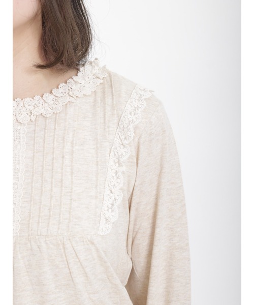 Samansa Mos2(サマンサ モスモス)の「ラウンドネックレースカットソー(Tシャツ/カットソー・レディース・オフホワイト/ベージュ/ブラック・フリ-)」の9枚目の写真