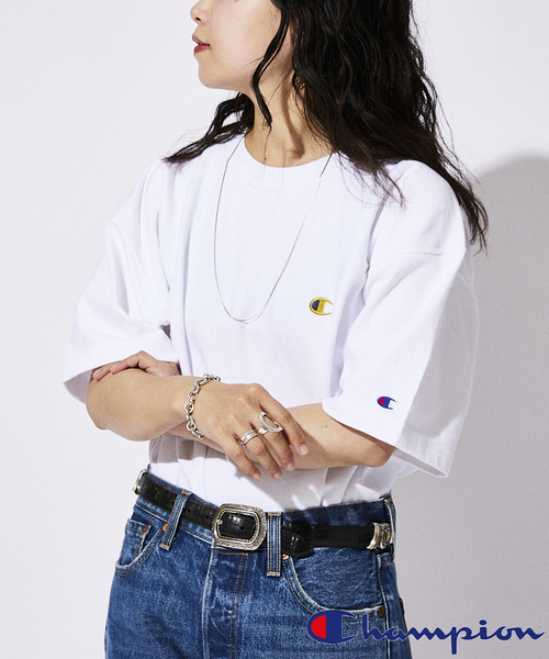 Champion(チャンピオン)の「【CHAMPION / チャンピオン】別注 リバースウィーブTシャツ(Tシャツ/カットソー・メンズ・ホワイト/ブラック/アイボリー/ブルー系その他・MEDIUM/LARGE/X-LARGE/XX-LARGE)」の2枚目の写真
