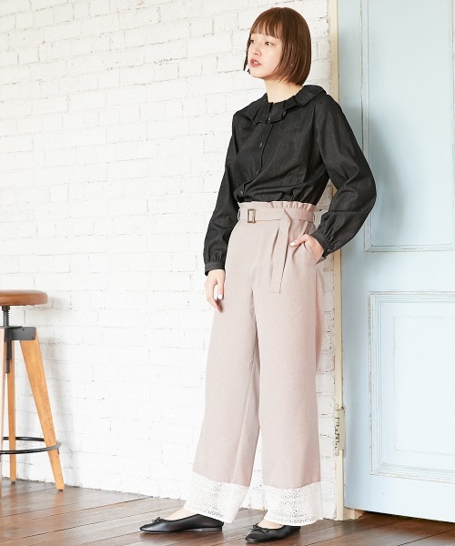 Le temps riche（ルタンリッシュ）の「裾レース使いベルト付きワンタックワイドパンツ　＜Le temps riche＞（その他パンツ・レディース・ベージュ/グレー・S/M/L/LL）」の7枚目の写真