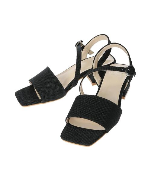 Te chichi TERRASSE(テチチテラス)の「リネンライク斜めストラップサンダル(サンダル・レディース・ベージュ/ブラック/オフホワイト・MEDIUM/LARGE)」の6枚目の写真
