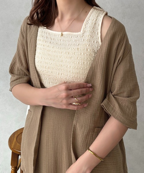 apres jour clair（アプレジュールクレア）の「【apres jour clair】2WAYシャーリングタンクインナー【ZOZOTOWN限定アイテム】（タンクトップ・レディース・ベージュ/アイボリー/ダークブラウン・X-LARGE/フリー）」の6枚目の写真