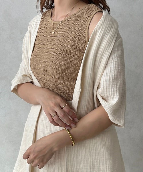 apres jour clair（アプレジュールクレア）の「【apres jour clair】2WAYシャーリングタンクインナー【ZOZOTOWN限定アイテム】（タンクトップ・レディース・ベージュ/アイボリー/ダークブラウン・X-LARGE/フリー）」の15枚目の写真