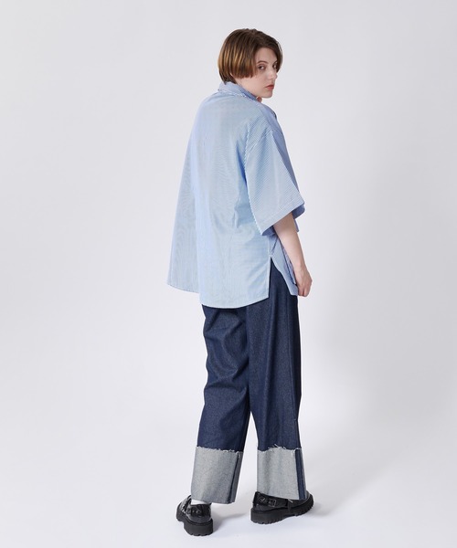 ONCILY（オンシェリー）の「MULTI POCKET STRIPED SHIRT / マルチ