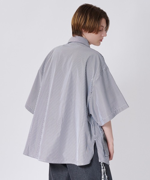 ONCILY(オンシェリー)の「MULTI POCKET STRIPED SHIRT / マルチポケットストライプシャツ(シャツ/ブラウス・メンズ・ライトピンク/ブルー/ブラック・LARGE/MEDIUM)」の16枚目の写真