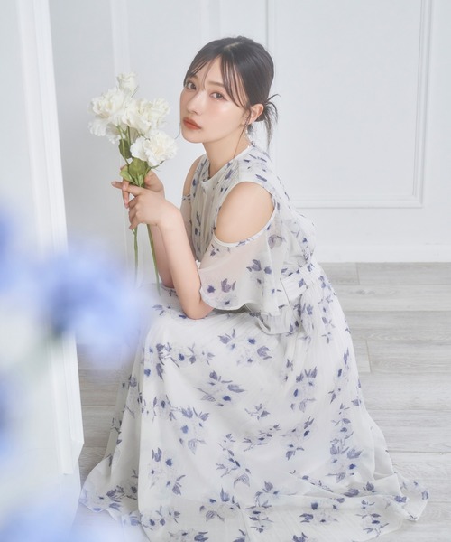 ANDGEEBEE（アンジービー）の「フラワータックワンピ（ワンピース・レディース・サックスブルー/ホワイト・MEDIUM）」の12枚目の写真
