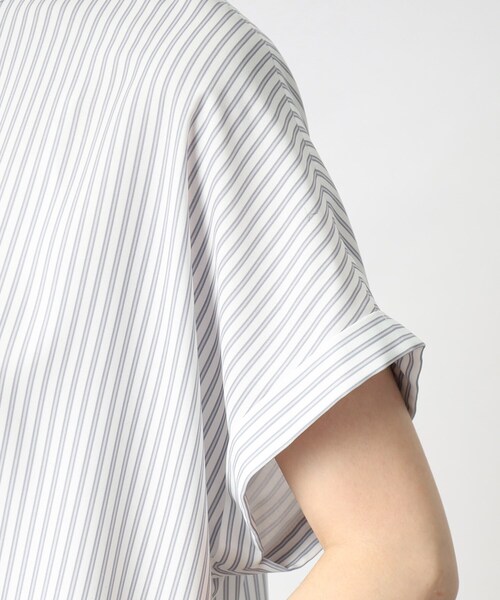 grove（グローブ）の「◆夏にぴったり！イージーケア&ひんやりストライププリントブラウス（シャツ/ブラウス・レディース・ネイビー系2/アイボリー系2/ベージュ系その他6/ブルー系7・02/03/04/01/05）」の17枚目の写真