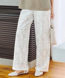 IEDIT 小森美穂子さんコラボ カットジャカード素材の抜け感セミワイドパンツ〈ホワイト〉