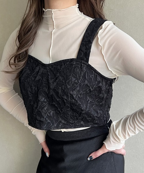 JUNOAH(ジュノア)の「ジャガードビスチェベスト(ベスト・レディース・ブラウン/ブラック/キャメル/ライトグリーン/アイボリー・LARGE/X-LARGE/MEDIUM)」の10枚目の写真