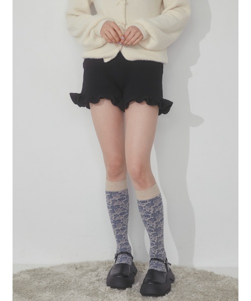 merry jenny（メリージェニー）の「フリルニットショートパンツ（スウェットパンツ・レディース・ブラック/アイボリー/ライトブルー・FREE）」の3枚目の写真