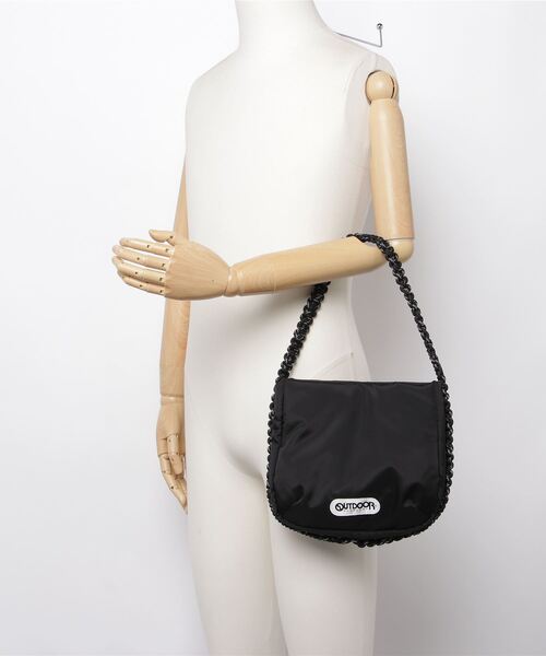 OUTDOOR PRODUCTS(アウトドアプロダクツ)の「【 OUTDOOR PRODUCTS / アウトドアプロダクツ 】 ハーフムーン バッグ 23SS12 halfM BAG BKI(ハンドバッグ・レディース・ブラック/オレンジ・FREE)」の7枚目の写真