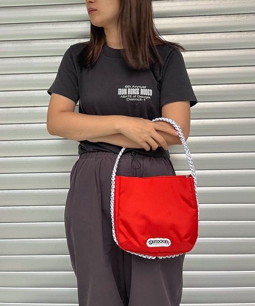 OUTDOOR PRODUCTS(アウトドアプロダクツ)の「【 OUTDOOR PRODUCTS / アウトドアプロダクツ 】 ハーフムーン バッグ 23SS12 halfM BAG BKI(ハンドバッグ・レディース・ブラック/オレンジ・FREE)」の15枚目の写真